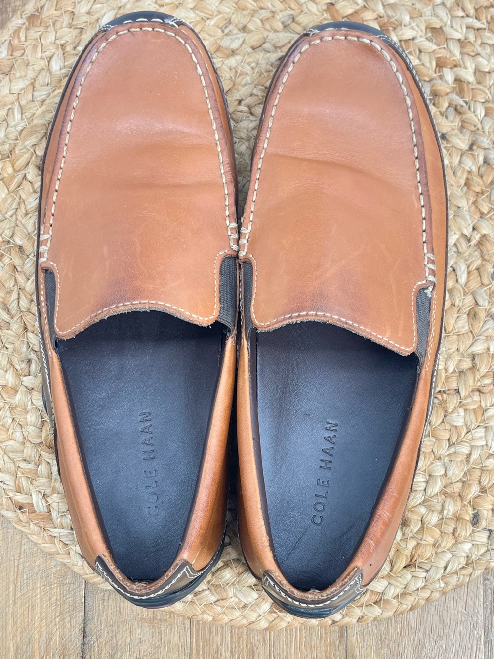 Cole Haan Men's Tucker Venetian slip on loafer. Size 8 1/2. Never worn.